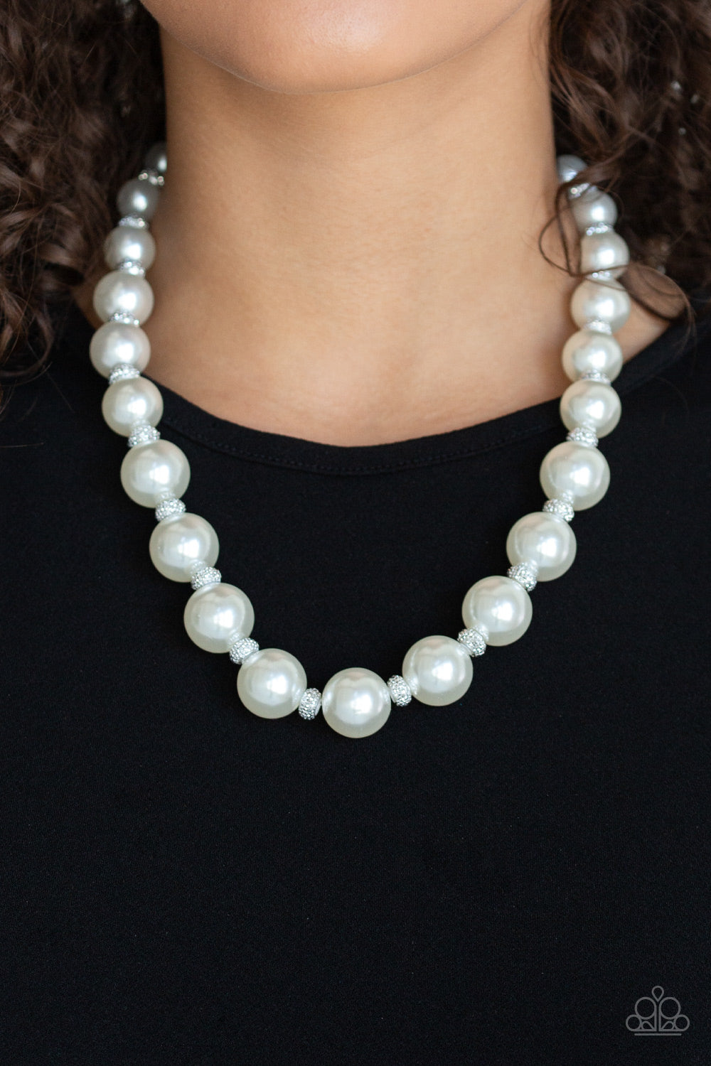 Uptown Heiress - White Necklace Paparazzi