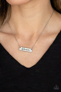 The GLAM-ma - Silver Necklace Paparazzi-772