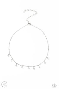 Dainty Diva - White Necklace Paparazzi-1057