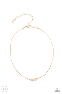 Dynamically Dainty - Gold Necklace Paparazzi - 1273