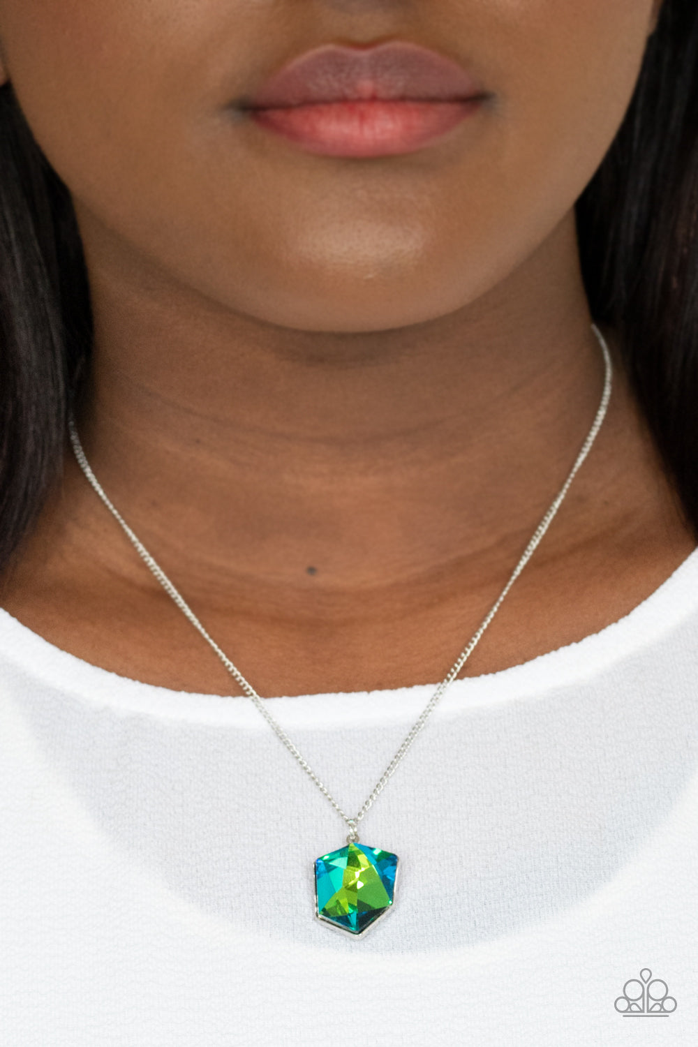 Stellar Serenity - Green Necklace Paparazzi - 1367