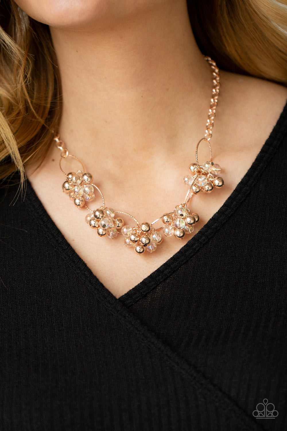 Effervescent Ensemble - Rose Gold Necklace Paparazzi‐1184