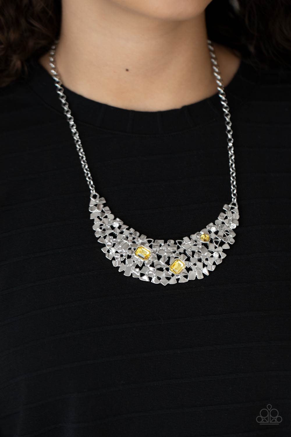 Fabulously Fragmented - Yellow Necklace Paparazzi - 1369