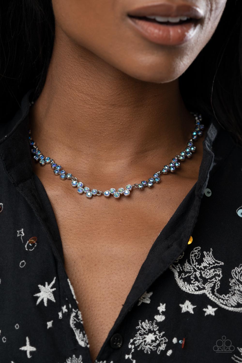 GLOWING Admiration - Blue Necklace Paparazzi - 1629